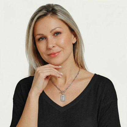 The Eternal Pendant Necklace